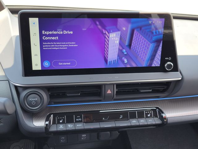 2026 Toyota Prius XLE - Photo 9