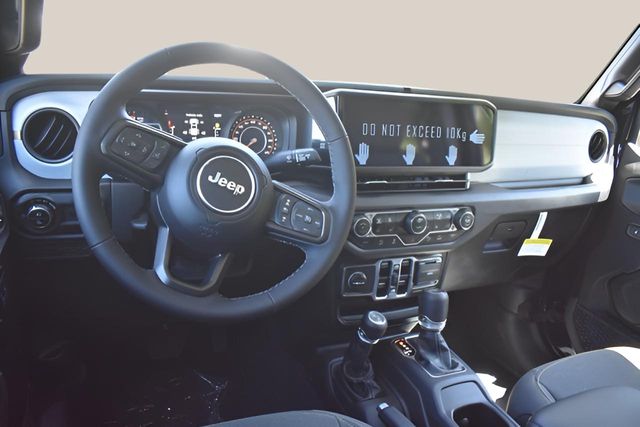 New Car 2025 Jeep Gladiator  Sport S For Sale Under $50,000 In Austin, Texas