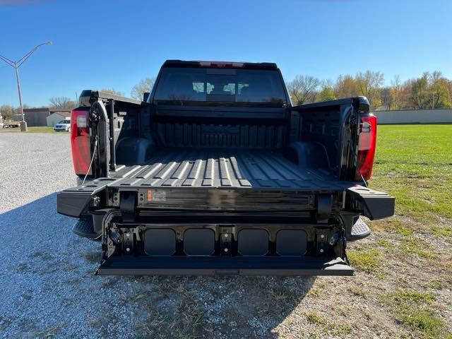 2025 GMC Sierra 2500HD Denali Ultimate 14