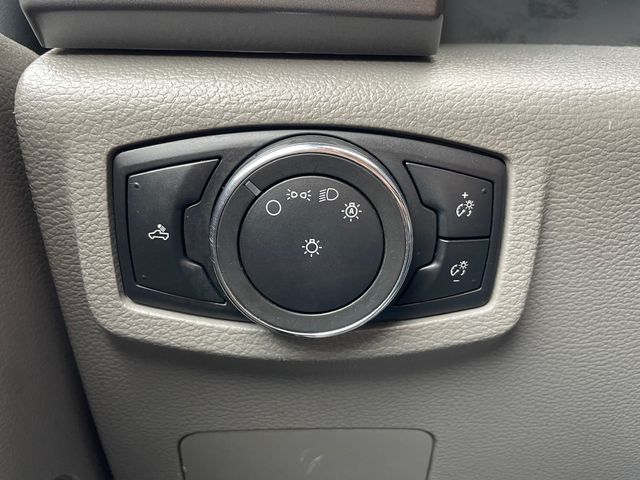 2018 Ford F-250SD XLT - Oxford White exterior view 11