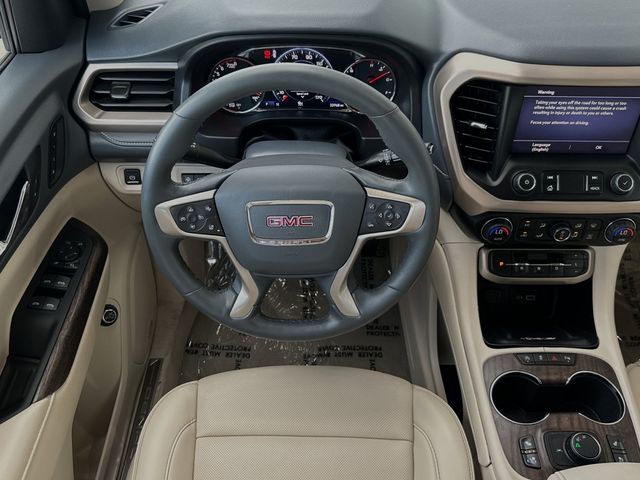 2023 GMC Acadia Denali 14