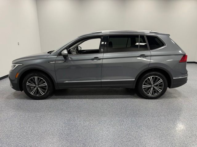 Used 2024  Volkswagen 2.0T Wolfsburg Edition image 5