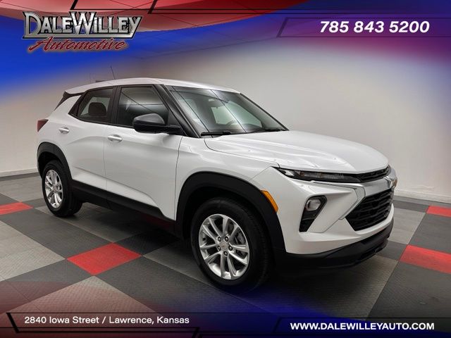 Summit White 2026 Chevrolet Trailblazer SUV / Crossover Front-Wheel Drive Continuously Variable Transmission