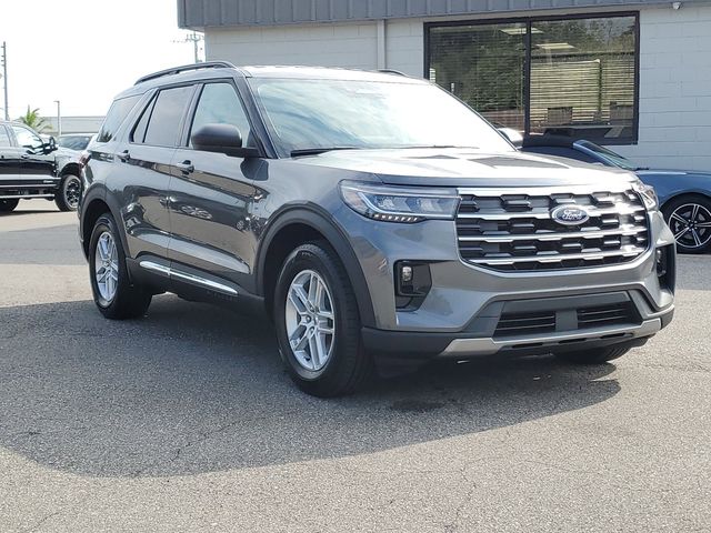 2025 Ford Explorer Active 3