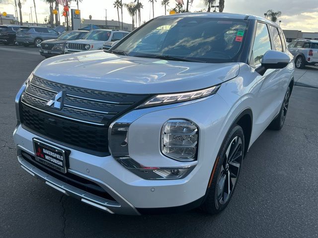 2024 Mitsubishi Outlander SE FWD