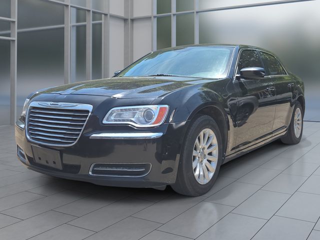 Gloss Black 2014 Chrysler 300 RWD Sedan Rear-Wheel Drive 8-Speed Automatic