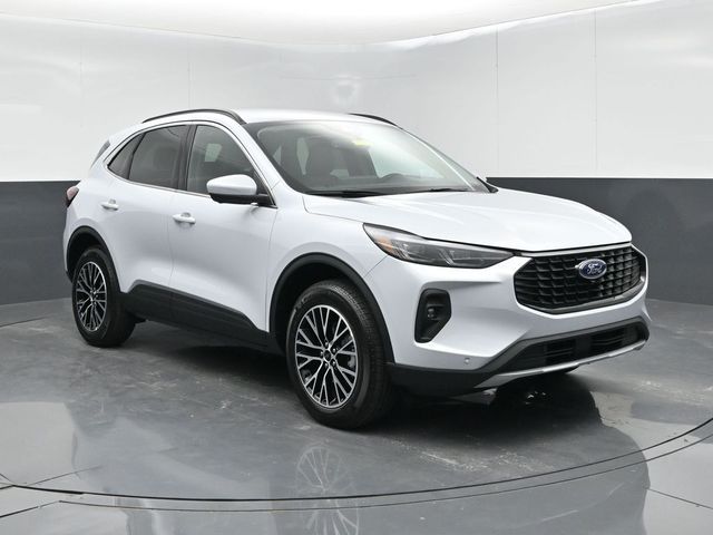 2025 Ford Escape Plug-In Hybrid Base