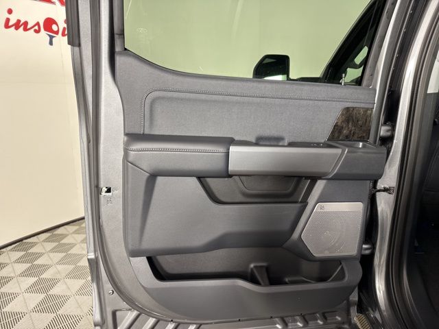 2025 Carbonized Gray Metallic Ford Super Duty F-250 SRW Lariat 4X4 Truck