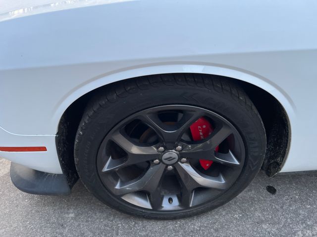 2019 Dodge Challenger R/T 13