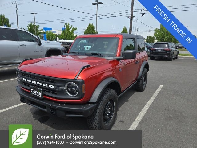 Hot Pepper Red Metallic Tinted Clearcoat 2022 Ford Bronco Black Diamond 2-Door 4WD SUV / Crossover Four-Wheel Drive Automatic