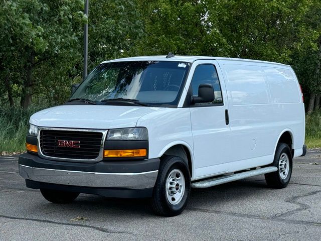 2023 GMC Savana 2500 Work Van 28