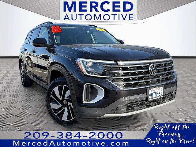Aurora Red Metallic 2024 Volkswagen Atlas SE 4Motion AWD with Technology SUV / Crossover All-Wheel Drive 8-Speed Automatic