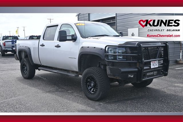 Sheer Silver Metallic 2011 Chevrolet Silverado 2500HD Pickup Truck Four-Wheel Drive 6-Speed Automatic