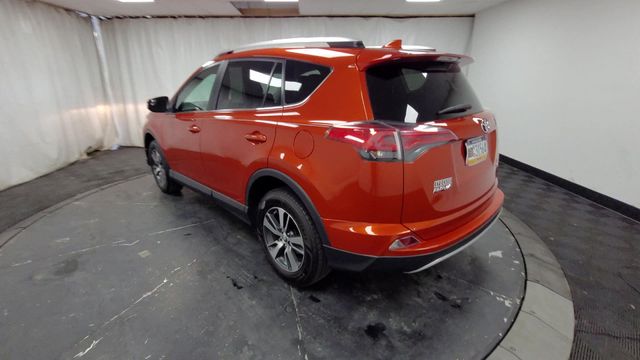 2016 – Toyota – RAV4
