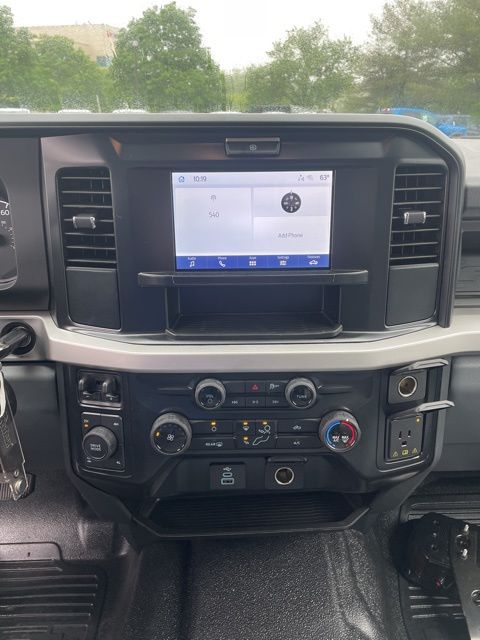 2025 Ford F-350 Super Duty XL