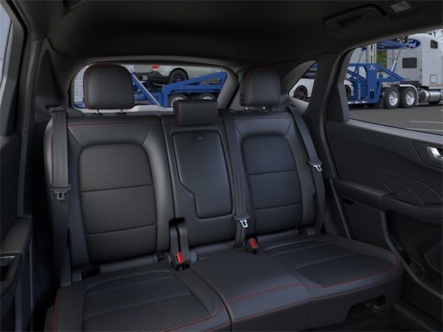 2024 Ford Escape ST-Line photo