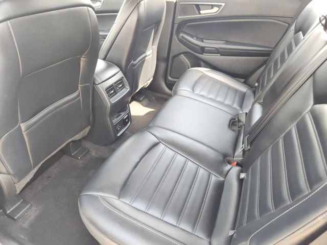 2022 Star White Metallic Tri-Coat Ford Edge SEL AWD SUV