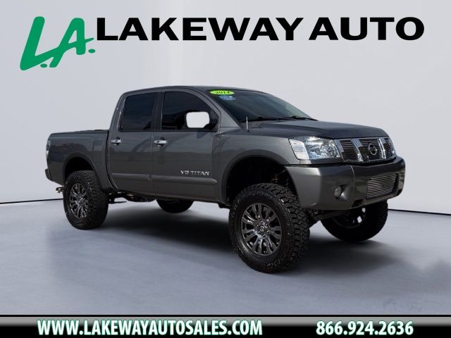 Gray (Gun Metallic) 2014 Nissan Titan PRO-4X Crew Cab 4WD Pickup Truck Four-Wheel Drive 5-Speed Automatic