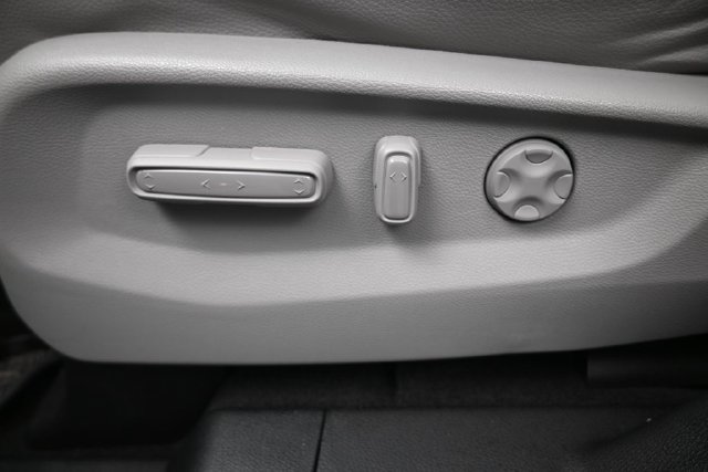 Used 2024 Honda Odyssey Van
