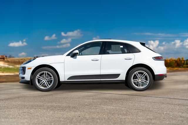 2021 Porsche Macan Base 4