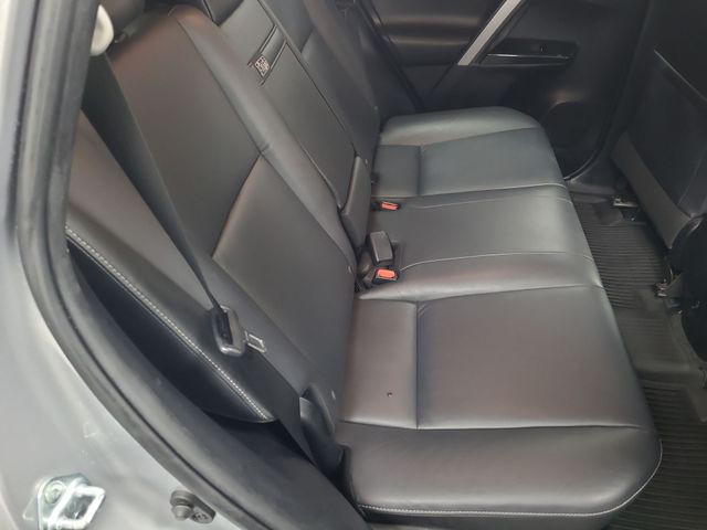 2017 – Toyota – RAV4 Hybrid