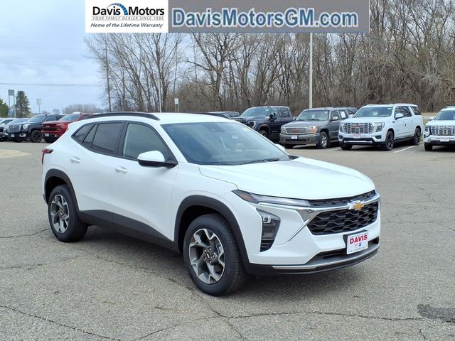 Summit White 2026 Chevrolet Trax SUV / Crossover Front-Wheel Drive 6-Speed Automatic