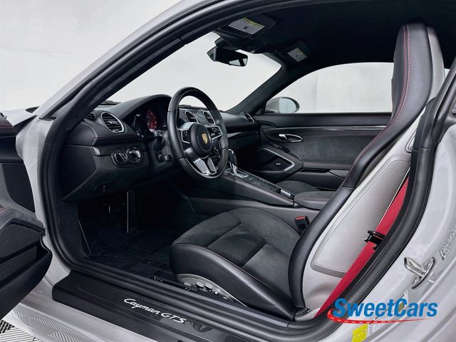 2023 Porsche 718 Cayman