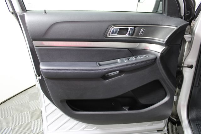2018 Ford Explorer XLT photo