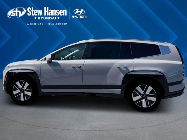 New 2026 Gray Hyundai SEL image 3