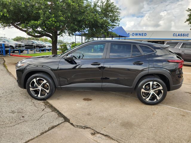 2024 Chevrolet Trax 1RS Black at Traditions Chevrolet