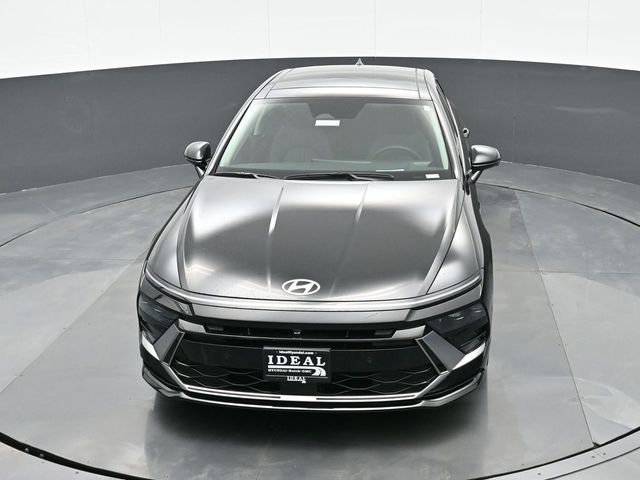 2025 Hyundai Sonata Hybrid Limited 22