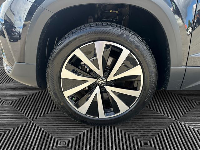 Used 2024  Volkswagen 1.5T SE image 14