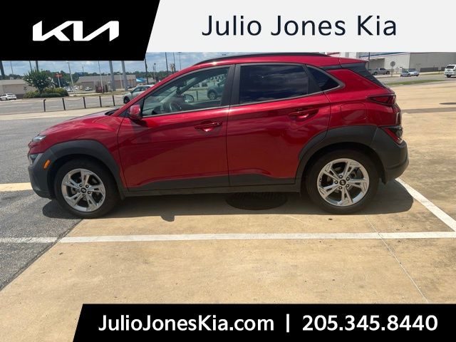 Pulse Red 2022 Hyundai Kona SUV / Crossover Front-Wheel Drive Continuously Variable Transmission