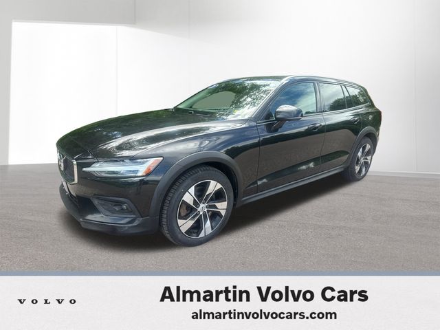 Onyx Black Metallic 2020 Volvo V60 Wagon All-Wheel Drive Automatic