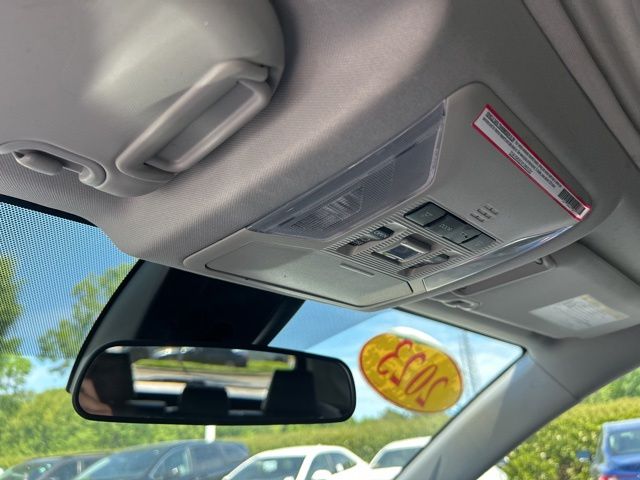 2023 Toyota RAV4 XLE Premium - Photo 32