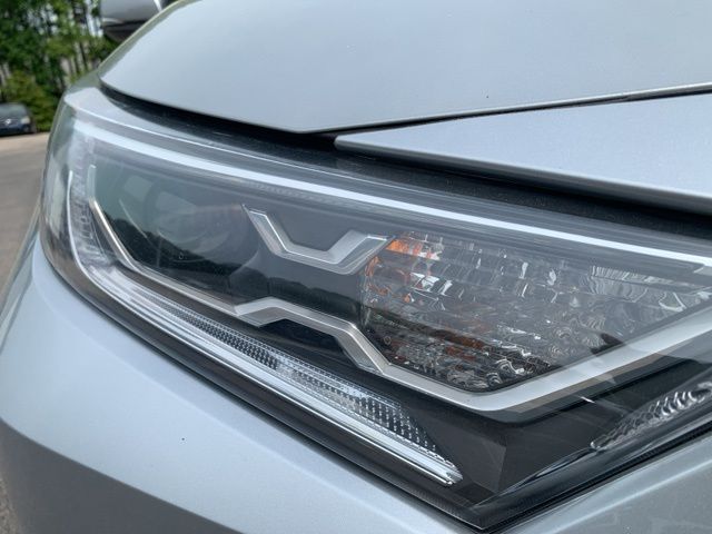 2021 Toyota RAV4 Hybrid XLE photo