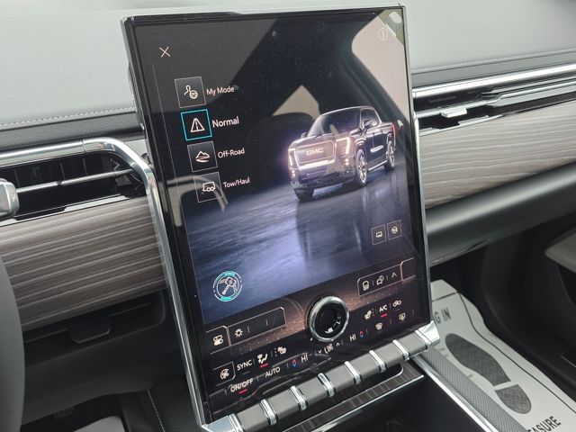 2025 GMC Sierra EV Denali