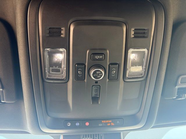 Used 2025 GMC Yukon SUV