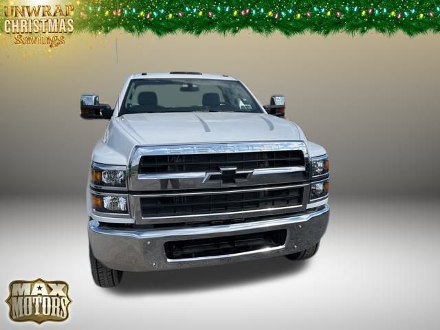 2023 Chevrolet Silverado 6500HD 1WT 2