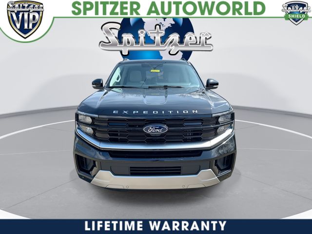 New 2026 Black Ford Platinum image 3