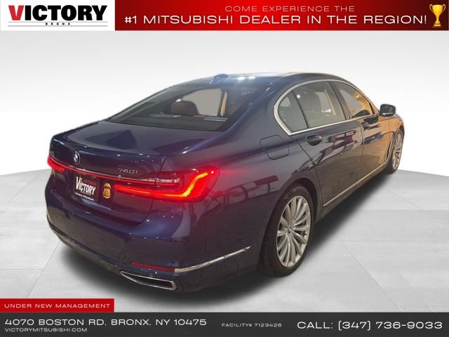 2022 BMW 7-Series 740i xDrive photo