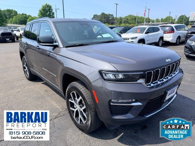 Baltic Gray Metallic Clearcoat 2025 Jeep Grand Cherokee SUV / Crossover Four-Wheel Drive 8-Speed Automatic