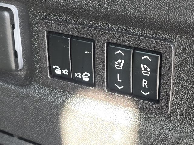 2023 GMC Yukon XL Denali:45452A