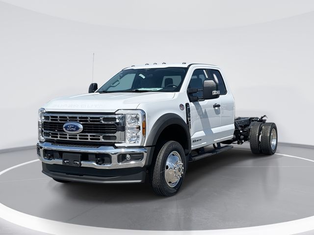 2026 Ford F-450 XL 4x4 SuperCab 192-In DRW's photo