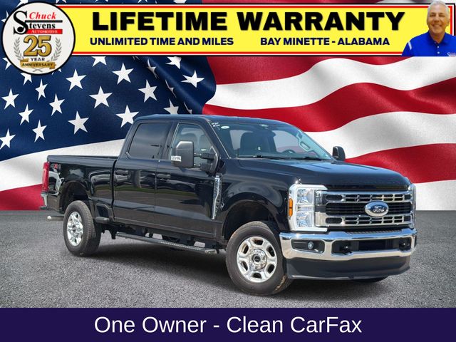 Black Metallic 2026 Ford F-250 Super Duty Pickup Truck Four-Wheel Drive Automatic