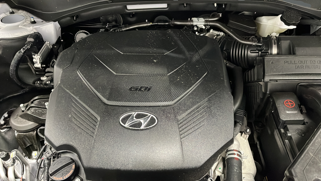 Used 2025 Typhoon Silver Hyundai SEL image 28