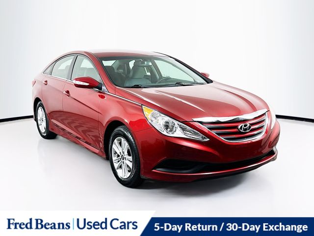 Venetian Red Metallic 2014 Hyundai Sonata Sedan Front-Wheel Drive 6-Speed Automatic