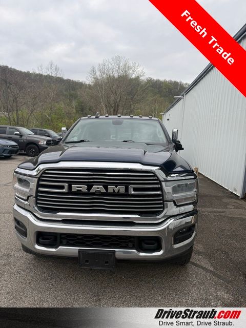 2021 RAM 3500 Laramie 4X4 Crew Cab LWB's photo