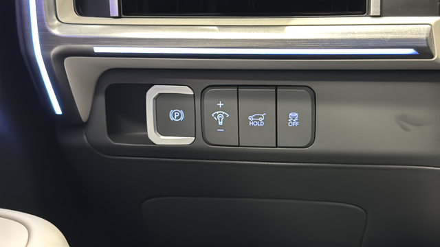 Used 2026 Atlantis Blue Hyundai Limited image 39