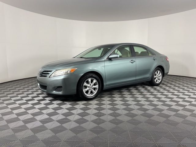 2010 Toyota Camry LE 5